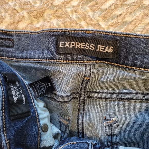 Express Mid Rise Skinny Jean Size 8R - Picture 5 of 5